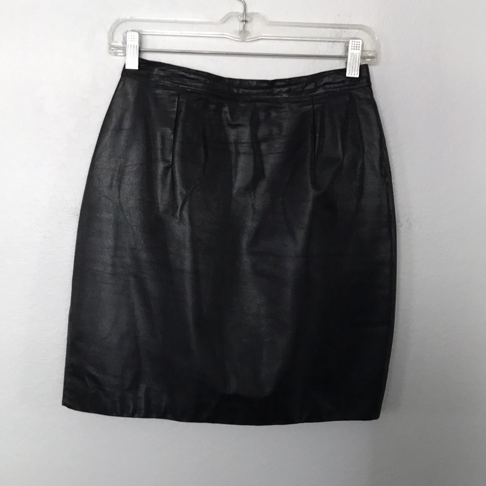 LEATHER GENUINE SKIRT SZ 10 BLACK BY TANNERY WEST EXCELLENT CONDITION!